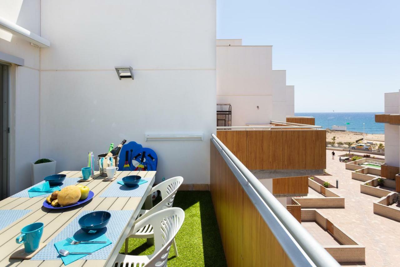 Luxury Beachfront Penthouse El Médano Kültér fotó