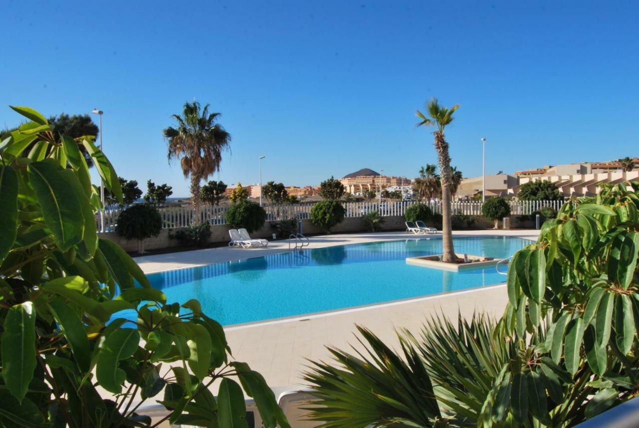 Luxury Beachfront Penthouse El Médano Kültér fotó
