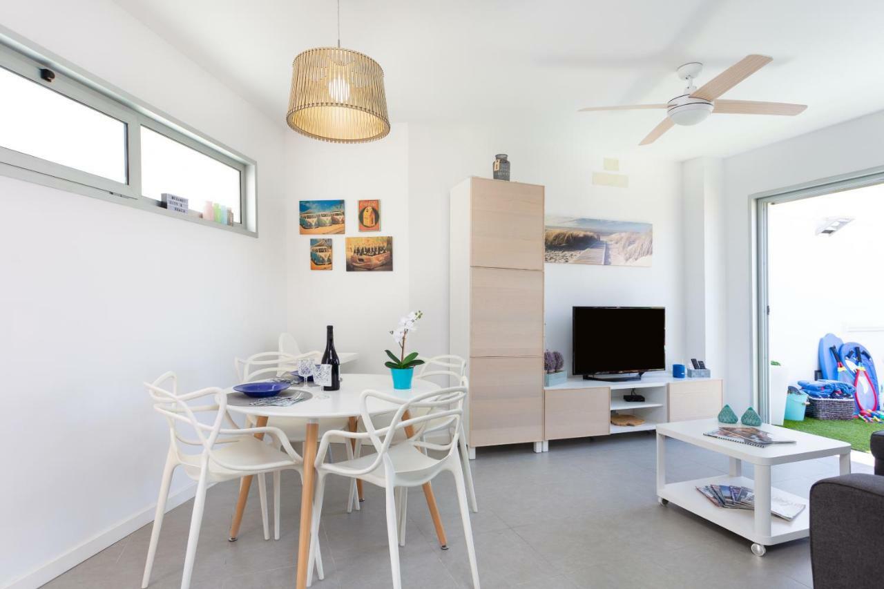 Luxury Beachfront Penthouse El Médano Kültér fotó